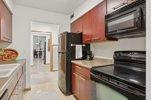 2230 Midland Grove Rd, Roseville, MN 55113 - Photo 14