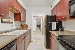 2230 Midland Grove Rd, Roseville, MN 55113 - Photo 16