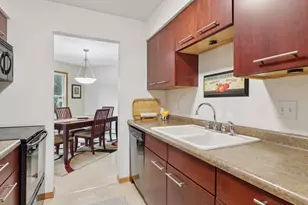 2230 Midland Grove Rd, Roseville, MN 55113 - Photo 14