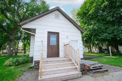 824 4th Street, Nicollet, MN 56074 - Photo 2