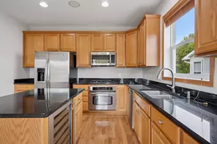 6647 Peony Ln N, Maple Grove, MN 55311 - Photo 16