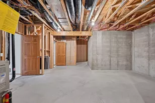 6647 Peony Ln N, Maple Grove, MN 55311 - Photo 54