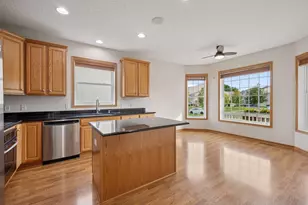 6647 Peony Ln N, Maple Grove, MN 55311 - Photo 10