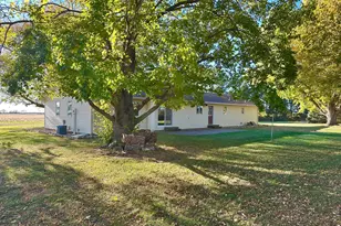 15742 675th Ave, Alden, MN 56009 - Photo 46