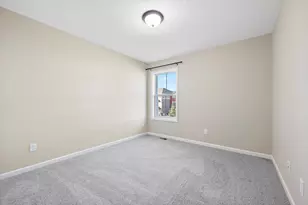 11540 81st Pl N, Maple Grove, MN 55369 - Photo 18