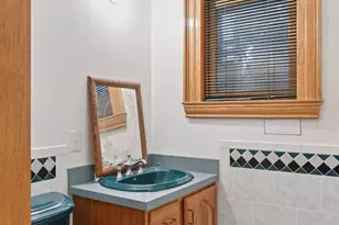 1820 Colfax Ave South, Minneapolis, MN 55403 - Photo 38