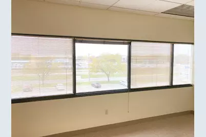 2780 Snelling Avenue N #204, Roseville, MN 55113 - Photo 18