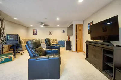 7870 Ranchview Lane N, Maple Grove, MN 55311 - Photo 24