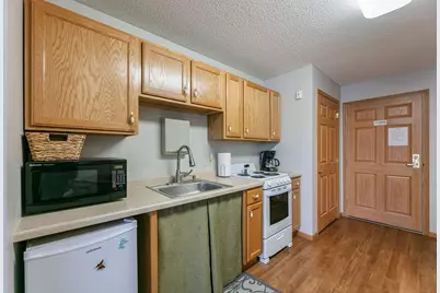 5650 Boone Avenue N #321, New Hope, MN 55428 - Photo 28