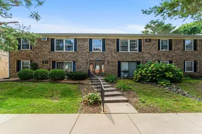 806 Old Settlers Trail #8, Hopkins, MN 55343 - Photo 1