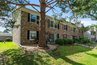 806 Old Settlers Trail #8, Hopkins, MN 55343 - Photo 36