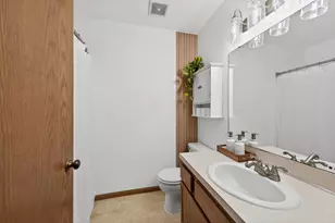 7671 Nicholas Way, Chanhassen, MN 55317 - Photo 32