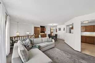 7671 Nicholas Way, Chanhassen, MN 55317 - Photo 10