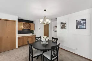 7671 Nicholas Way, Chanhassen, MN 55317 - Photo 22