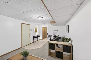 7671 Nicholas Way, Chanhassen, MN 55317 - Photo 38