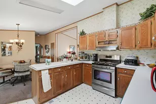 9842 Hayward Ave S, Cottage Grove, MN 55016 - Photo 10