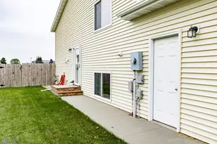 1157 39th Ave S, Moorhead, MN 56560 - Photo 6