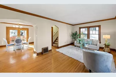 3643 Hubbard Avenue N, Robbinsdale, MN 55422 - Photo 8