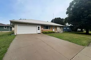 537 E Ronning Ave, Appleton, MN 56208 - Photo 4