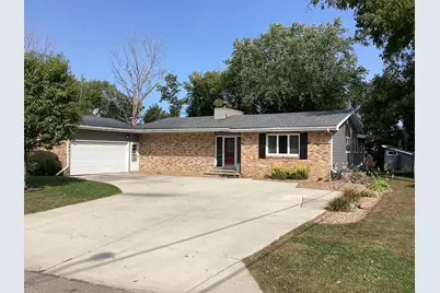 1518 Elm Street, Albert Lea, MN 56007 - Photo 1