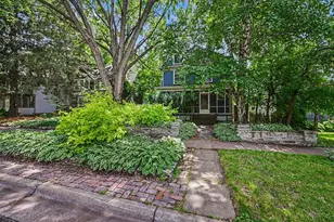 2012 Iglehart Ave, Saint Paul, MN 55104 - Photo 2