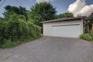 2098 Marshall Ave, Saint Paul, MN 55104 - Photo 24