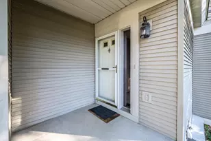 1408 McAndrews Rd E, Burnsville, MN 55337 - Photo 2