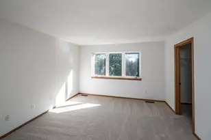 1408 McAndrews Rd E, Burnsville, MN 55337 - Photo 14