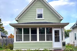 252 9th Ave S, South Saint Paul, MN 55075 - Photo 1