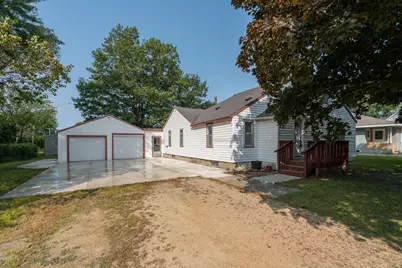 112 S 3rd Street, Eagle Lake, MN 56024 - Photo 2