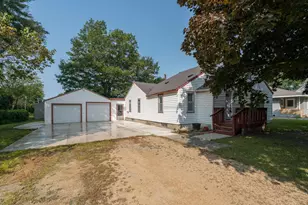 112 S 3rd St, Eagle Lake, MN 56024 - Photo 2