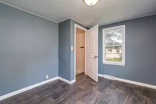 112 S 3rd St, Eagle Lake, MN 56024 - Photo 12