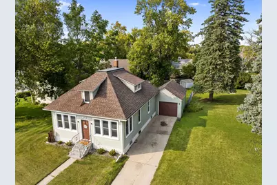 106 W Nokomis Street, Osakis, MN 56360 - Photo 1