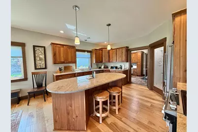 910 Lake Forest Circle, Detroit Lakes, MN 56501 - Photo 34