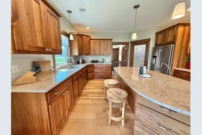 910 Lake Forest Circle, Detroit Lakes, MN 56501 - Photo 38