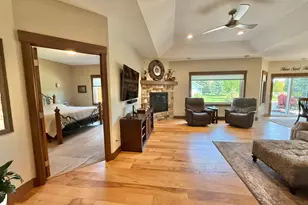 910 Lake Forest Cir, Detroit Lakes, MN 56501 - Photo 16