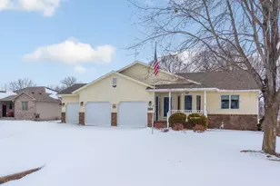 4820 Echo Ct, Faribault, MN 55021 - Photo 2
