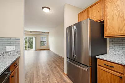 12727 College View Drive #203, Eden Prairie, MN 55347 - Photo 6