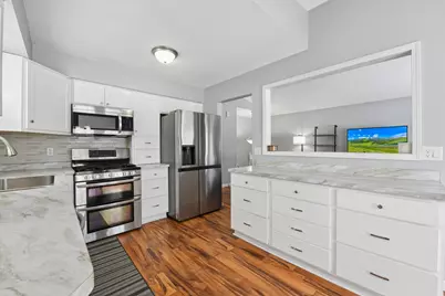 16555 Gerdine Path W, Rosemount, MN 55068 - Photo 6