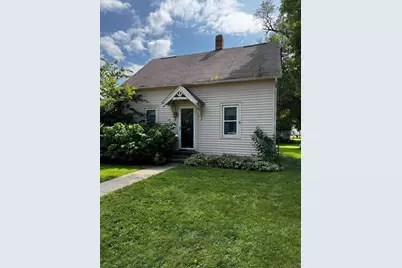 529 E 1st Street N, Truman, MN 56088 - Photo 1