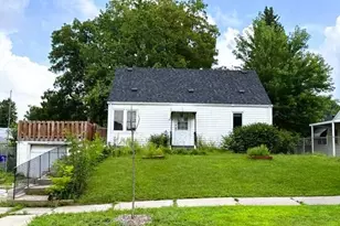 2057 Sherwood Ave, Saint Paul, MN 55119 - Photo 2