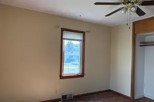 2057 Sherwood Ave, Saint Paul, MN 55119 - Photo 12