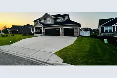 2011 Sandstone Loop N, Sartell, MN 56377 - Photo 2