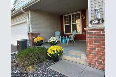 1656 White Pine Way #B, Carver, MN 55315 - Photo 4