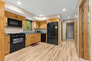 4659 Allendale Dr, White Bear Township, MN 55127 - Photo 8