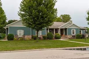 903 13th St S, Benson, MN 56215 - Photo 2