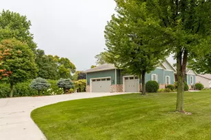 903 13th St S, Benson, MN 56215 - Photo 4