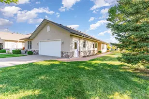 305 Fiddler Ct SE, New Prague, MN 56071 - Photo 1