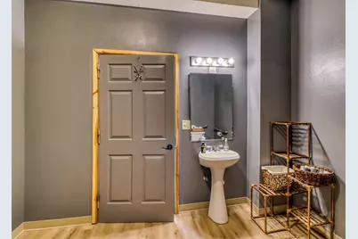 114 1st Ave S, Perham, MN 56573 - Photo 10