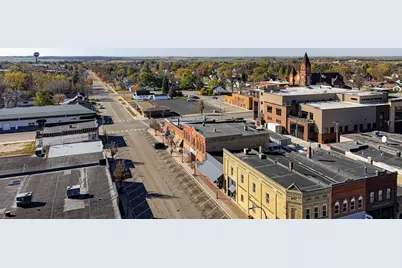 114 1st Ave S, Perham, MN 56573 - Photo 4